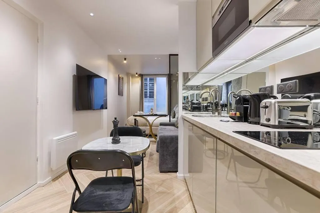 Lägenhet Magnifique Appartement Magenta Paris